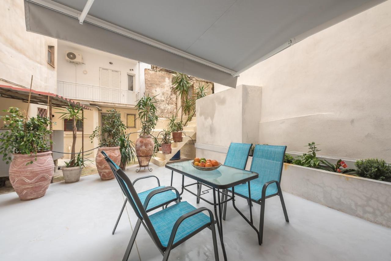 The Courtyard Oasis Atenas Exterior foto