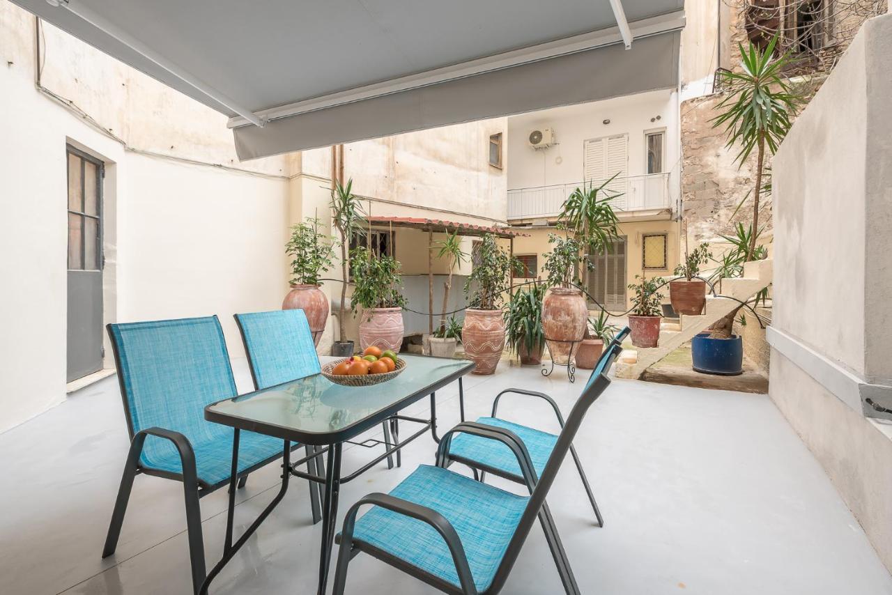 The Courtyard Oasis Atenas Exterior foto