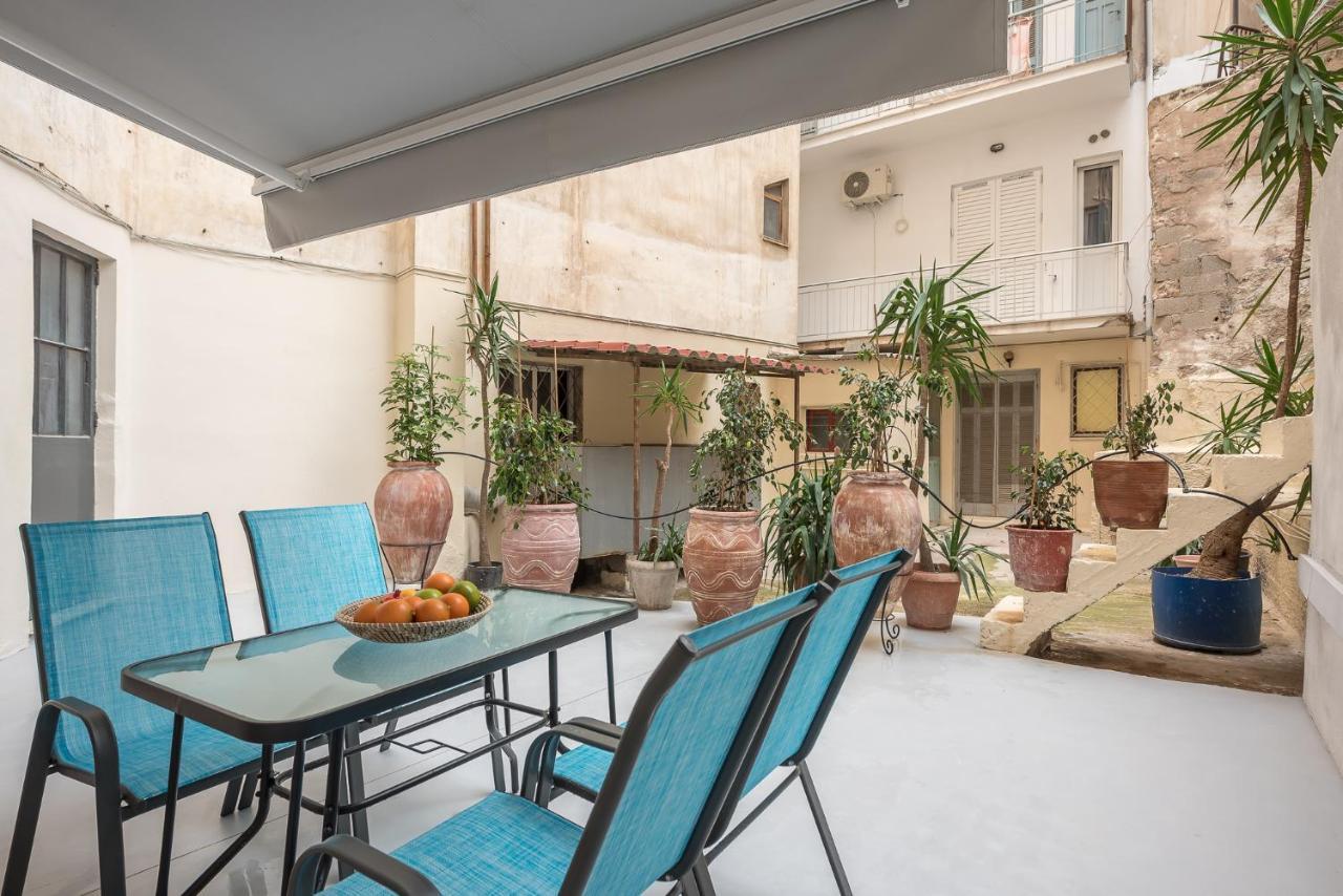 The Courtyard Oasis Atenas Exterior foto